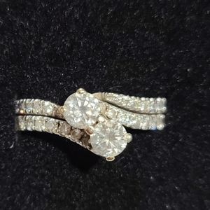 Certified Zales 1 Carat wedding engagement ring, size 7.5